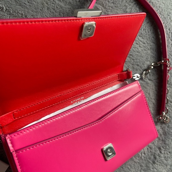 Givenchy crossbody, wallet on a chain, brand new, never used, tags attached - Picture 2 of 4